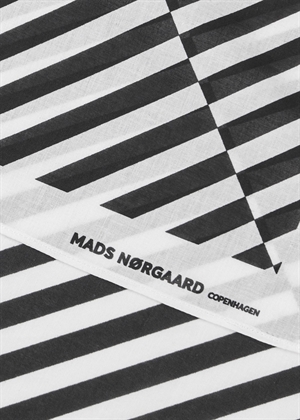 Self soft cotton scarf Black/Snow White Mads Nørgaard 